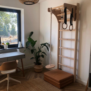 BenchK Wood Swedish Ladder with Gymnastic office ambiance